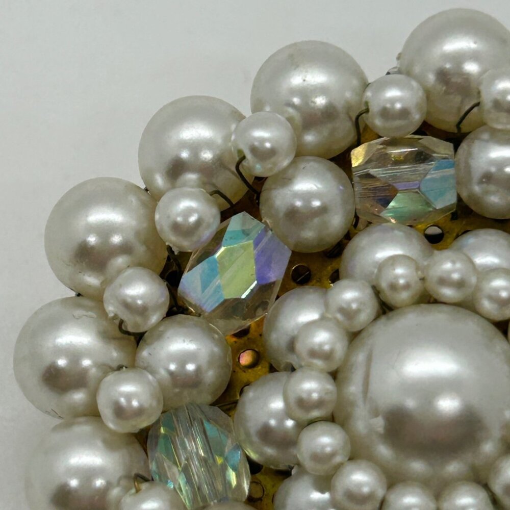 Vintage Faux Pearl Brooch Aurora Borealis Crystals Wreath Cluster 1950s Japan - Picture 10 of 13